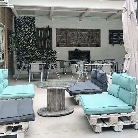 Glamping Aventura Atalaia Campeggio
